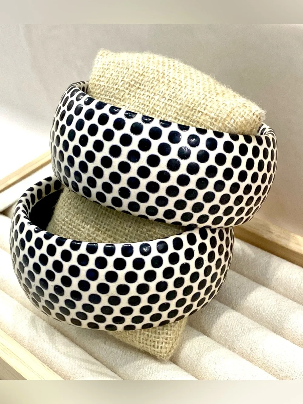 Vintage Chunky Polka Dot Bangle Bracelet Set 2pc Black White Graphic Stackable